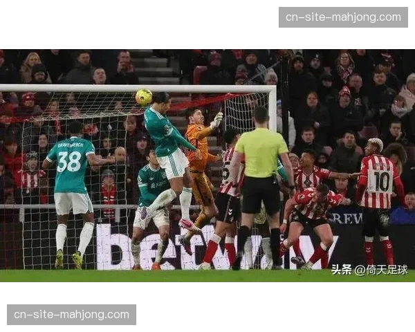 利兹联三将确认无缘玫瑰德比 施塔赫罗顿詹姆斯均伤缺